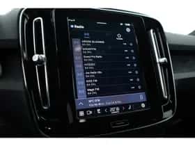 Volvo XC40 (2023) thumbnail 15