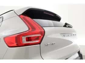 Volvo XC40 (2023) thumbnail 33