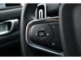 Volvo XC40 (2023) thumbnail 10