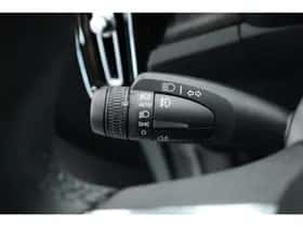 Volvo C40 (2023) thumbnail 9