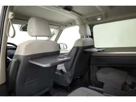 Volkswagen Multivan (2022) thumbnail 28