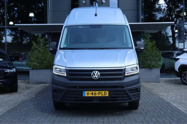Volkswagen Crafter (2023) thumbnail 3