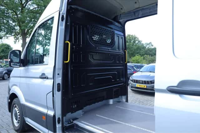 Volkswagen Crafter (2023) thumbnail 5