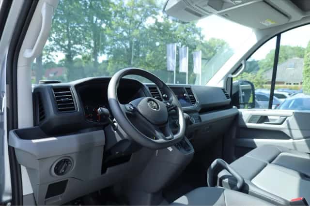 Volkswagen Crafter (2023) thumbnail 6
