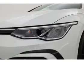 Volkswagen Golf (2022) thumbnail 42