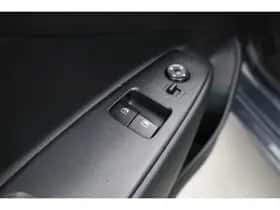 Hyundai i10 (2023) thumbnail 8