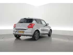 Suzuki Swift (2021) thumbnail 2
