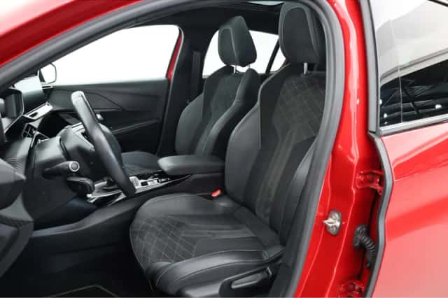 Peugeot 208 (2022) thumbnail 3