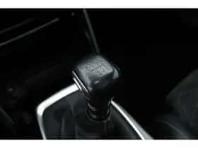 Peugeot 208 (2022) thumbnail 6