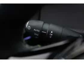 Peugeot 208 (2022) thumbnail 10