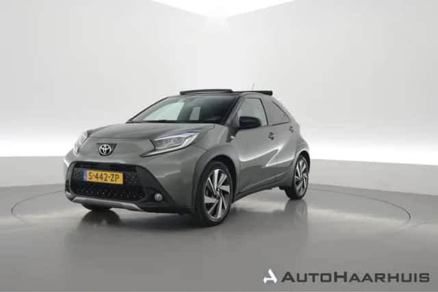Toyota Aygo (2023) thumbnail 1
