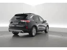 Ford Kuga (2022) thumbnail 2