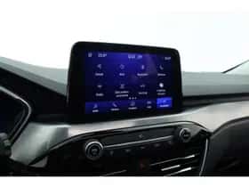 Ford Kuga (2022) thumbnail 25