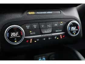Ford Kuga (2022) thumbnail 33
