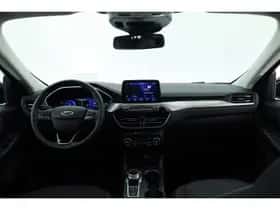 Ford Kuga (2022) thumbnail 8