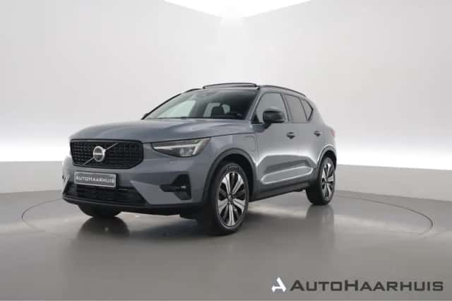 Volvo XC40 (2022) thumbnail 1