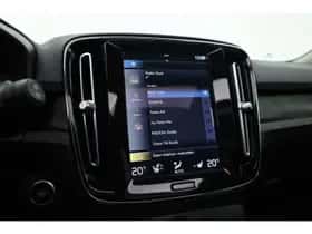 Volvo XC40 (2022) thumbnail 21