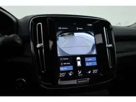 Volvo XC40 (2022) thumbnail 24
