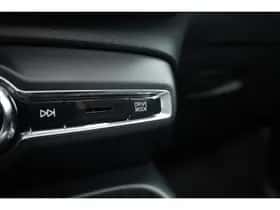 Volvo XC40 (2022) thumbnail 33
