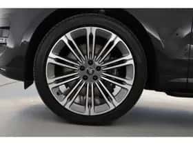 Land Rover Range Rover Sport (2024) thumbnail 36