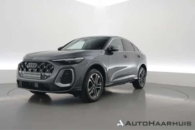 Audi Q5 (2026) thumbnail 1