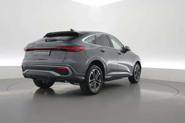 Audi Q5 (2026) thumbnail 2