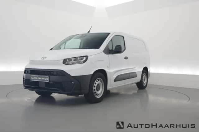 Toyota Proace (2026) thumbnail 1