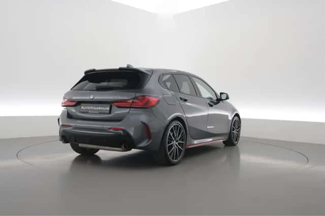 BMW 1-Serie (2021) thumbnail 2