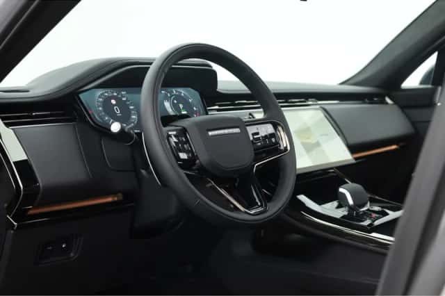 Land Rover Range Rover Sport (2026) thumbnail 5