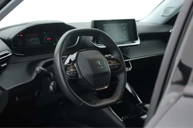 Peugeot e-2008 (2021) thumbnail 5