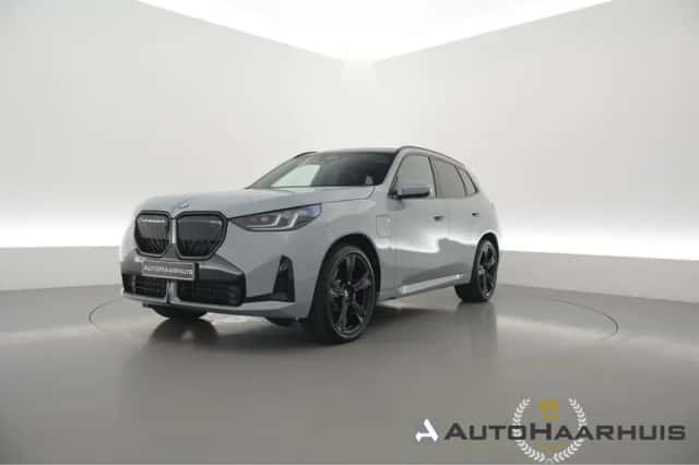 BMW X3 (2026) thumbnail 1