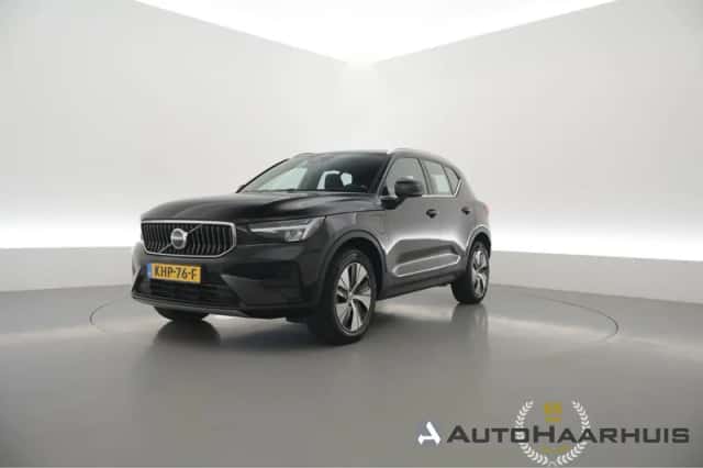 Volvo XC40 (2022) thumbnail 1