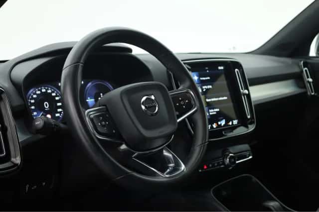 Volvo XC40 (2022) thumbnail 6