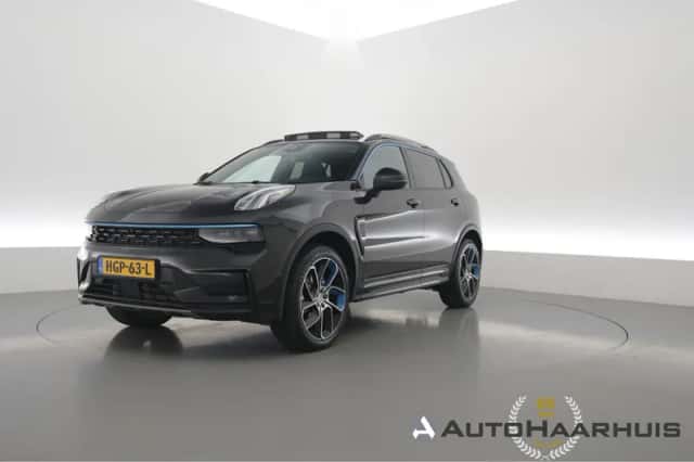 Lynk & Co 01 (2025) thumbnail 1