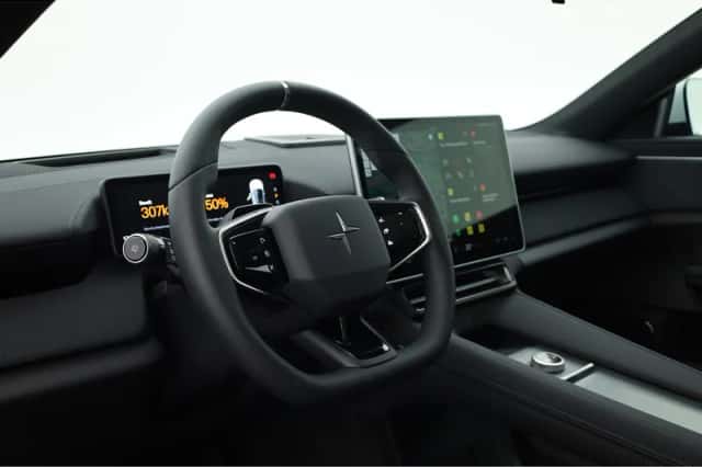 Polestar 4 (2025) thumbnail 6