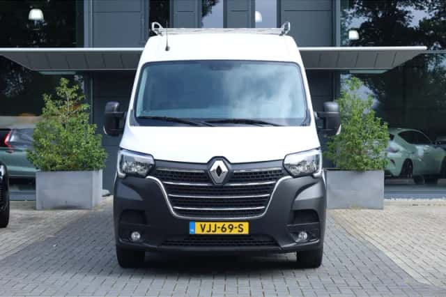 Renault Master (2020) thumbnail 2