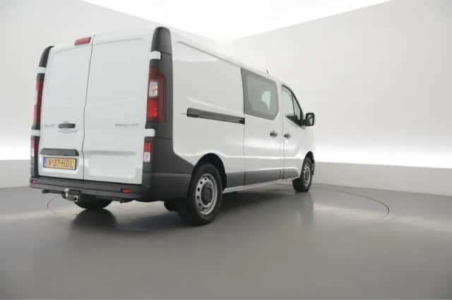 Renault Trafic (2024) thumbnail 2