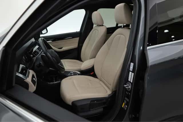 BMW X1 (2020) thumbnail 3