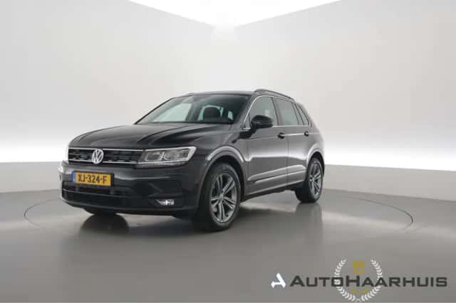 Volkswagen Tiguan (2019) thumbnail 1