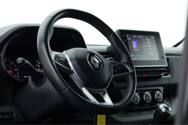 Renault Trafic (2024) thumbnail 5