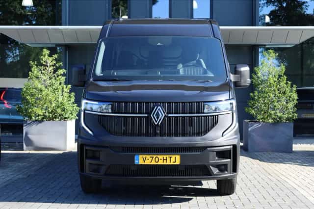 Renault Master (2024) thumbnail 3