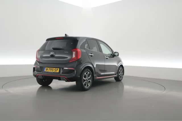 Kia Picanto (2021) thumbnail 2