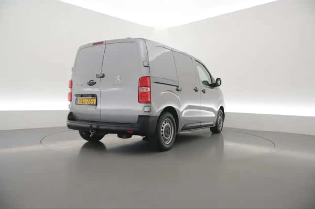 Peugeot Expert (2023) thumbnail 2