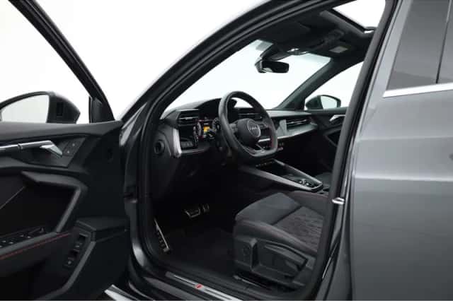 Audi A3 (2023) thumbnail 6