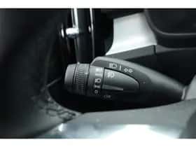 Volvo XC40 (2025) thumbnail 11