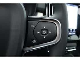 Volvo XC40 (2025) thumbnail 16