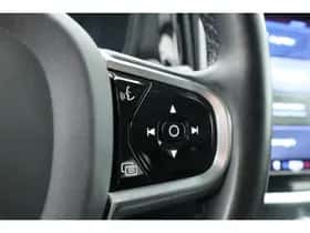 Volvo V60 (2022) thumbnail 15