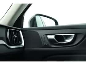 Volvo V60 (2022) thumbnail 29