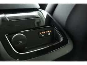 Volvo V60 (2022) thumbnail 32