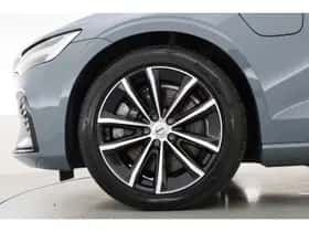 Volvo V60 (2022) thumbnail 39